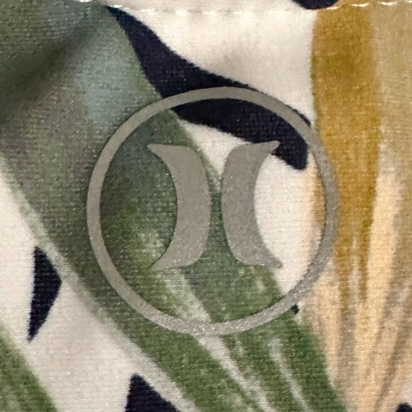 New Hurley One Piece Swimsuit Size L Cayman Palms Print Bathing Suit UPF 50+ - Picture 8 of 16